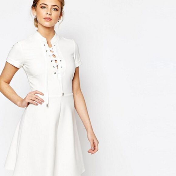 Modcloth Closet London White Lace Up Dress Womens size 6 - Picture 5 of 7